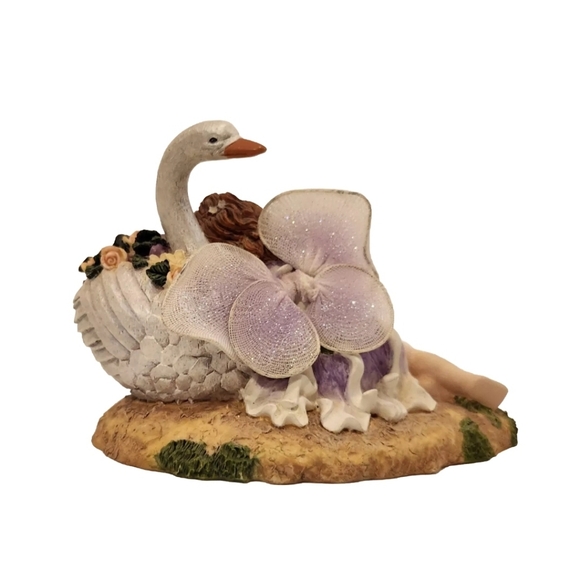 Lisa Jane Sleeping Fairy with Flower Swan Rare Vintage Enesco Figurine - Picture 3 of 7